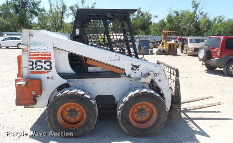 image for item DB3426 Bobcat 863 skid steer
