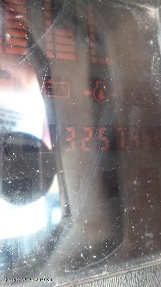 image for item DB3426 Bobcat 863 skid steer