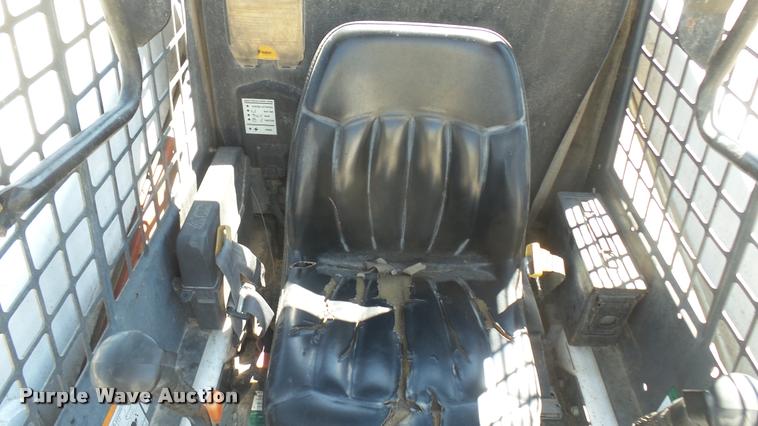 image for item DB3426 Bobcat 863 skid steer