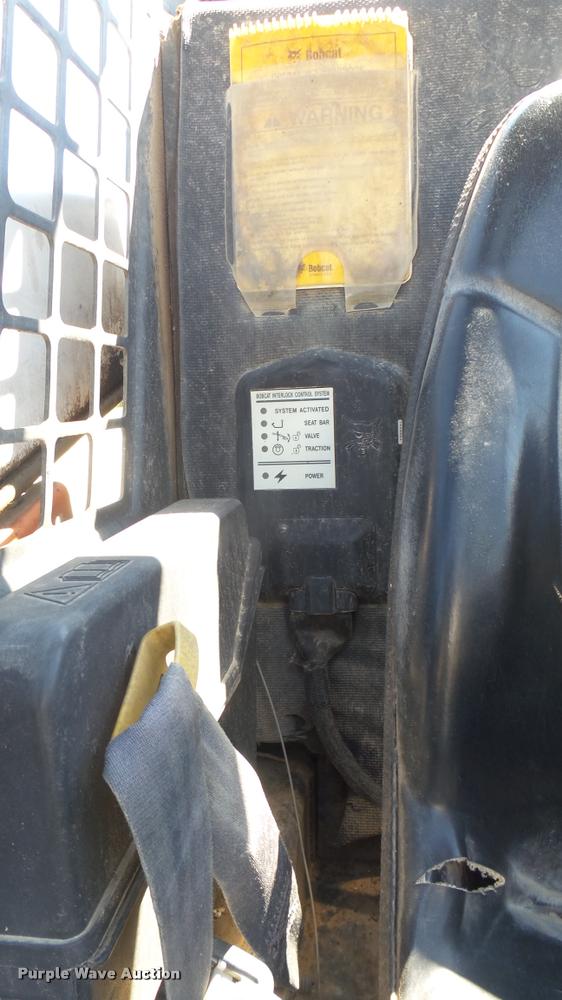 image for item DB3426 Bobcat 863 skid steer