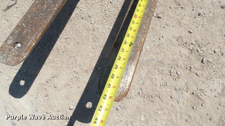 image for item DB3426 Bobcat 863 skid steer