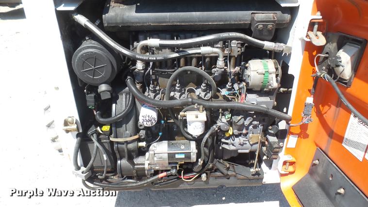 image for item DB3426 Bobcat 863 skid steer