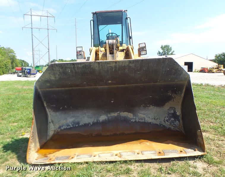 image for item DB5854 Case 821 wheel loader