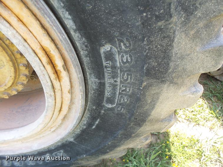 image for item DB5854 Case 821 wheel loader