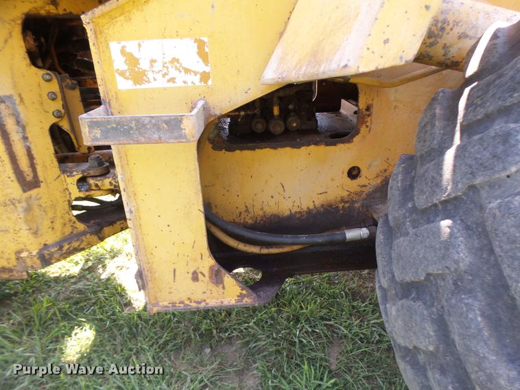 image for item DB5854 Case 821 wheel loader