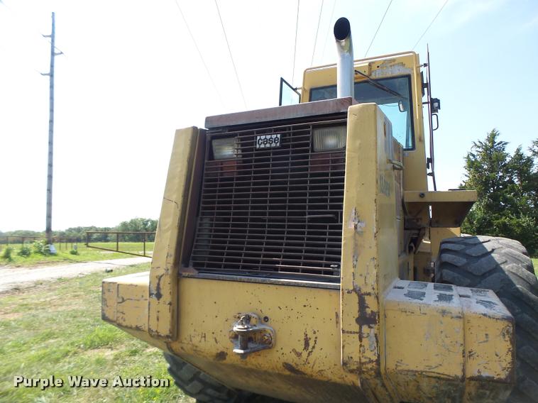 image for item DB5854 Case 821 wheel loader