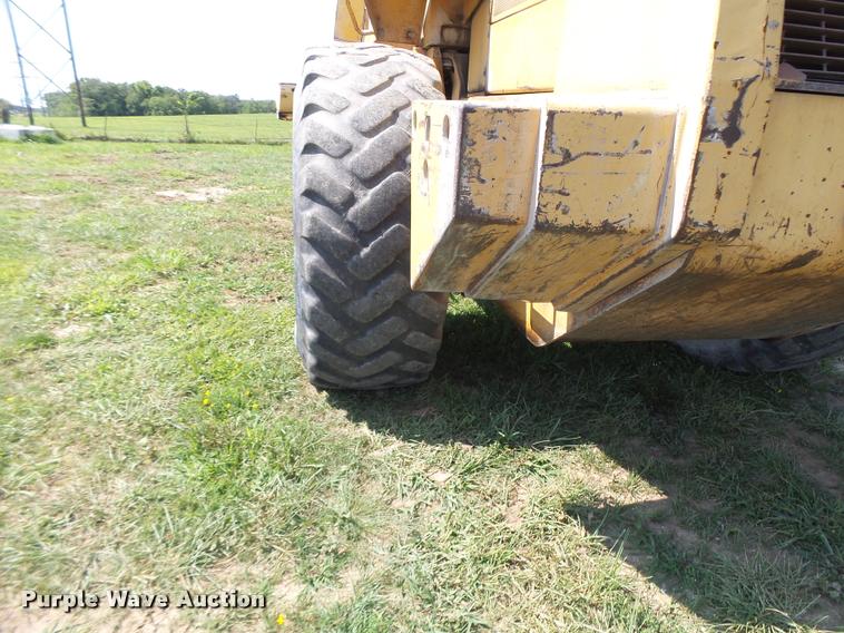 image for item DB5854 Case 821 wheel loader