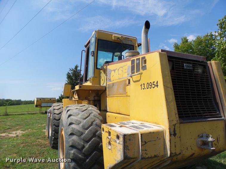 image for item DB5854 Case 821 wheel loader