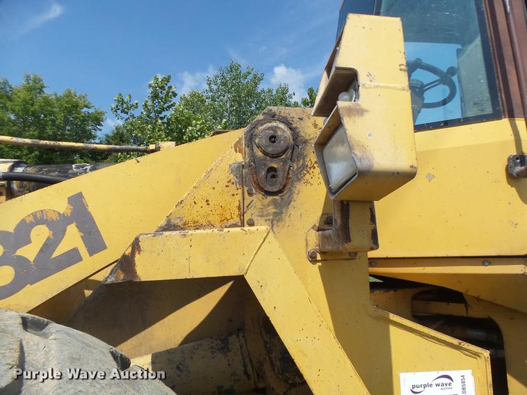 image for item DB5854 Case 821 wheel loader
