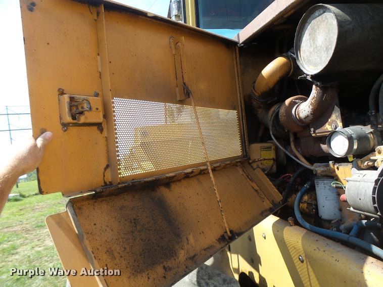 image for item DB5854 Case 821 wheel loader