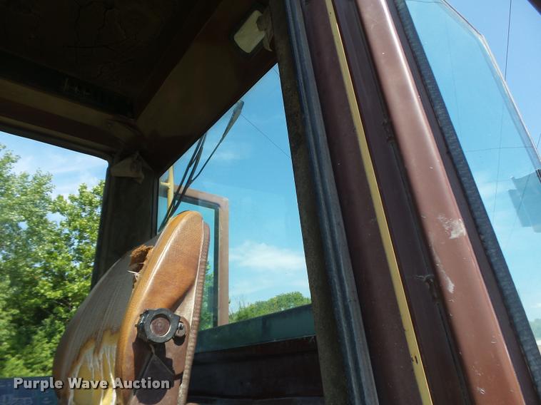 image for item DB5854 Case 821 wheel loader