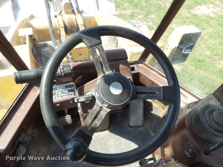 image for item DB5854 Case 821 wheel loader