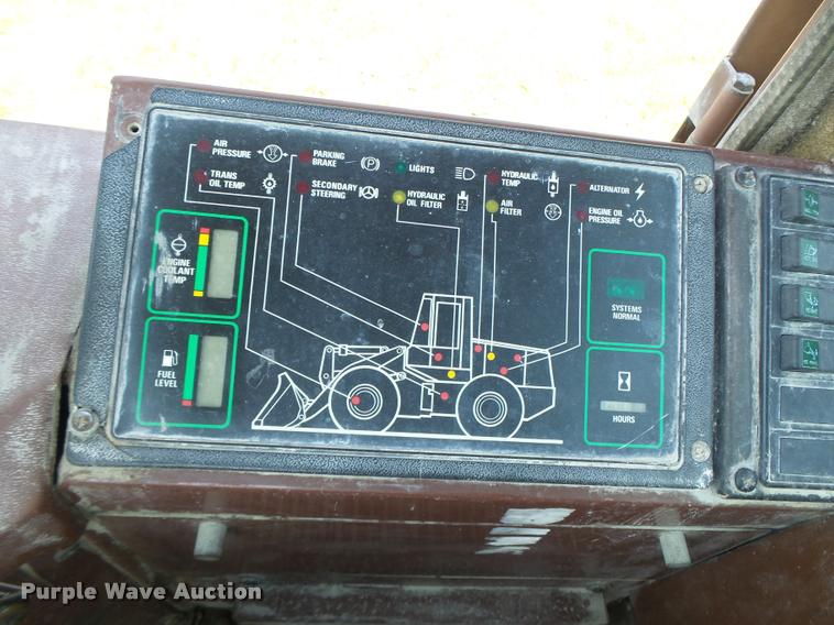 image for item DB5854 Case 821 wheel loader