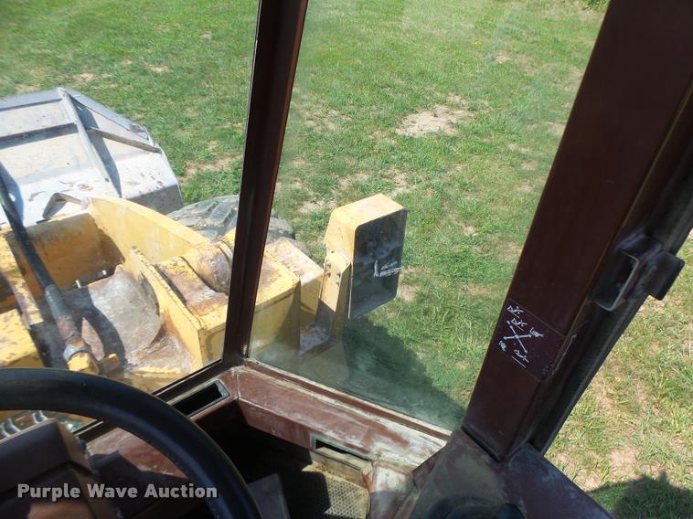 image for item DB5854 Case 821 wheel loader