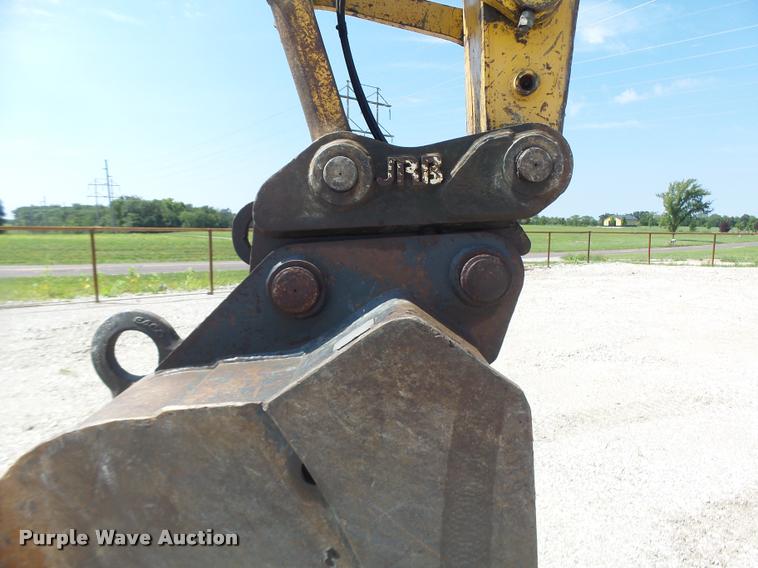 image for item DB5855 1993 Komatsu PC200LC-5 excavator