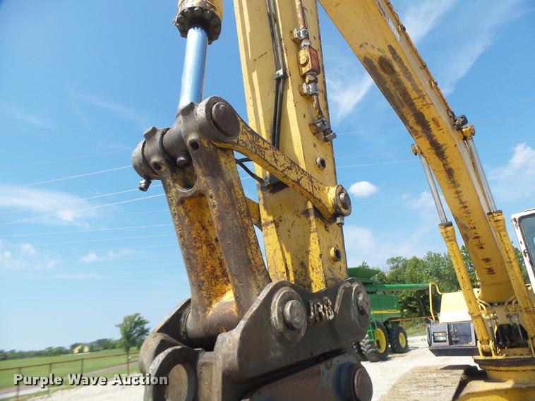 image for item DB5855 1993 Komatsu PC200LC-5 excavator