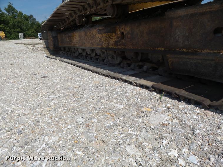 image for item DB5855 1993 Komatsu PC200LC-5 excavator