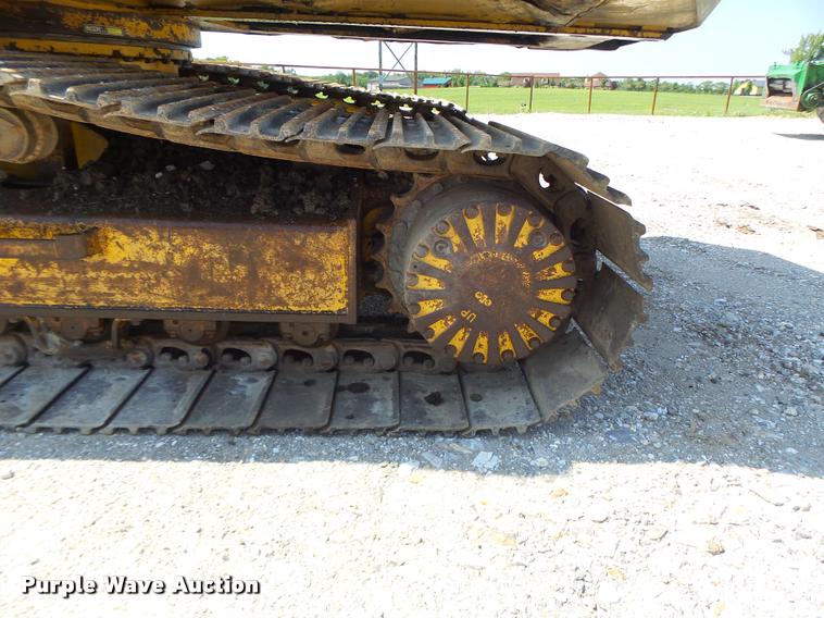 image for item DB5855 1993 Komatsu PC200LC-5 excavator