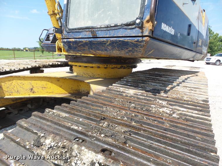 image for item DB5855 1993 Komatsu PC200LC-5 excavator