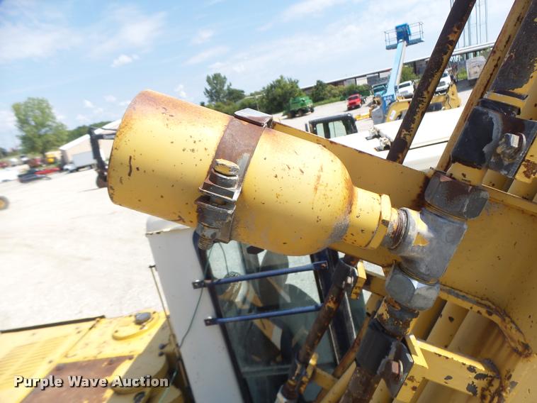 image for item DB5855 1993 Komatsu PC200LC-5 excavator