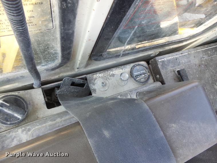 image for item DB5855 1993 Komatsu PC200LC-5 excavator