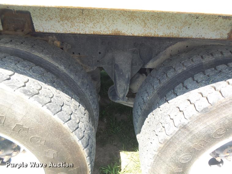 image for item DB5856 2000 Sterling A9500 vacuum truck