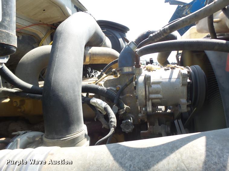 image for item DB5856 2000 Sterling A9500 vacuum truck