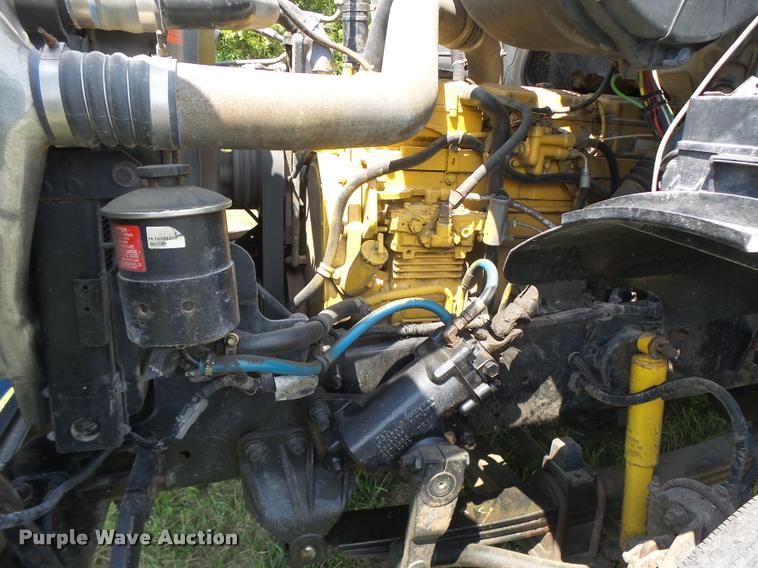 image for item DB5856 2000 Sterling A9500 vacuum truck