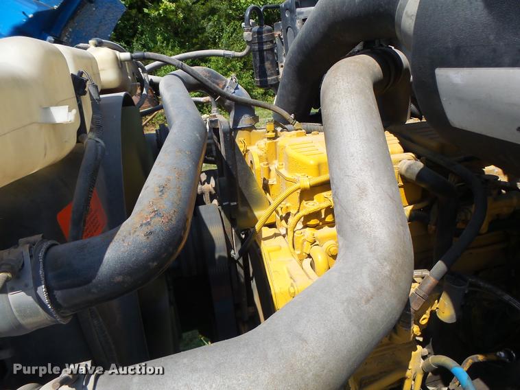 image for item DB5856 2000 Sterling A9500 vacuum truck