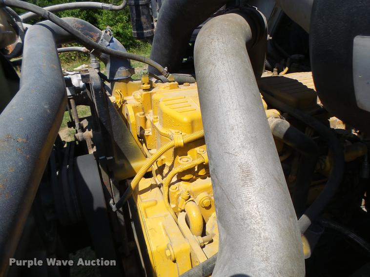 image for item DB5856 2000 Sterling A9500 vacuum truck