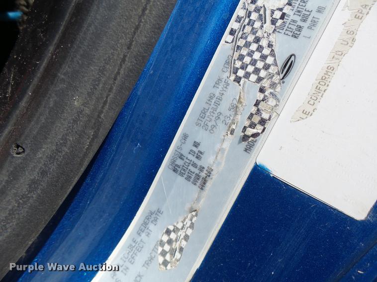 image for item DB5856 2000 Sterling A9500 vacuum truck