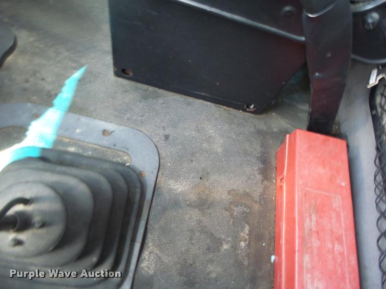 image for item DB5856 2000 Sterling A9500 vacuum truck