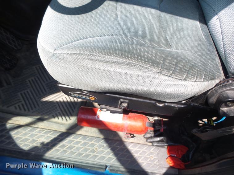 image for item DB5856 2000 Sterling A9500 vacuum truck