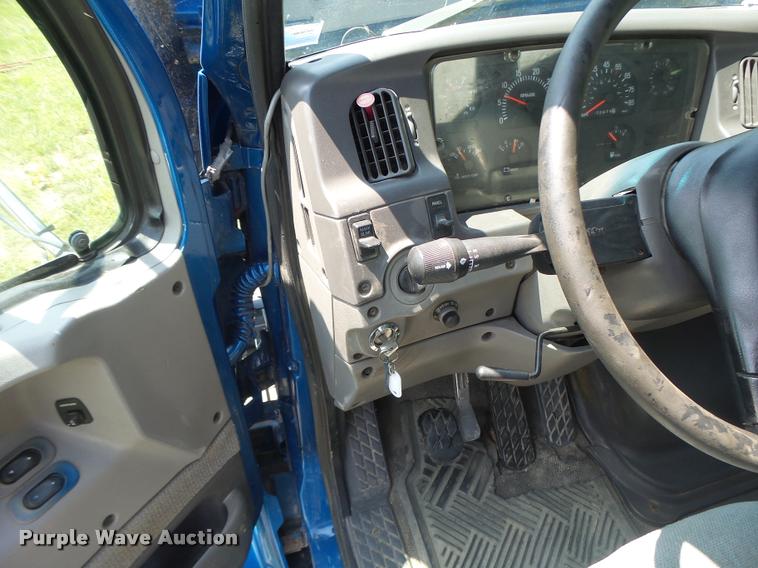 image for item DB5856 2000 Sterling A9500 vacuum truck