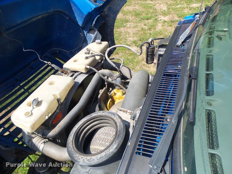 image for item DB5856 2000 Sterling A9500 vacuum truck