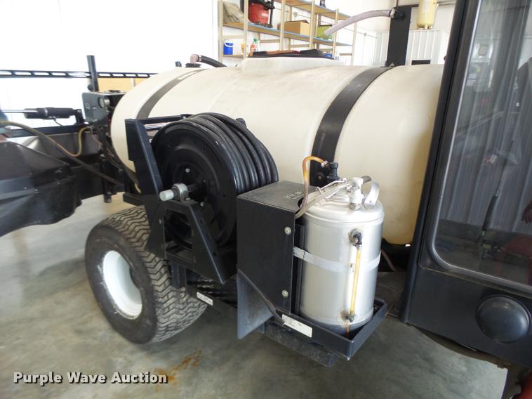 image for item DB5861 Toro Multi Pro 5700D turf sprayer