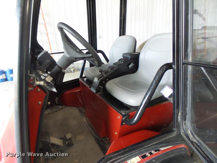 image for item DB5861 Toro Multi Pro 5700D turf sprayer