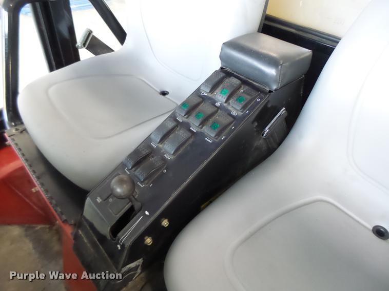 image for item DB5861 Toro Multi Pro 5700D turf sprayer