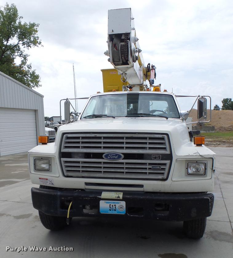image for item DB5865 1991 Ford F700 bucket truck