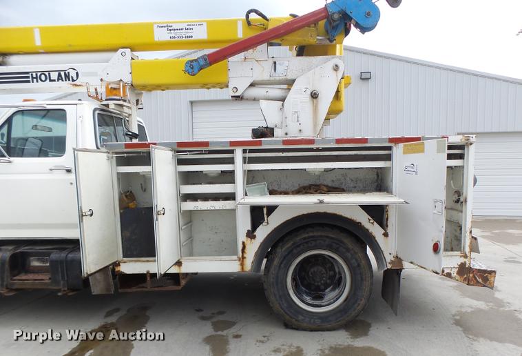 image for item DB5865 1991 Ford F700 bucket truck