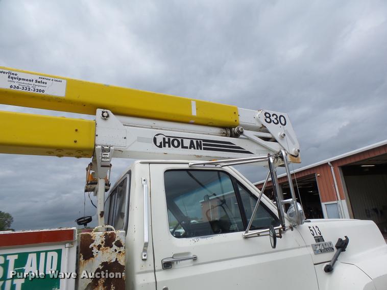 image for item DB5865 1991 Ford F700 bucket truck