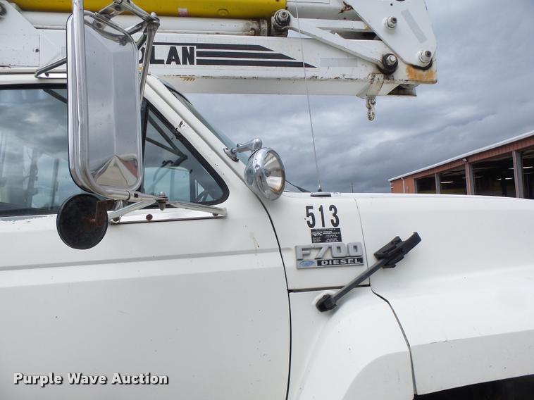 image for item DB5865 1991 Ford F700 bucket truck