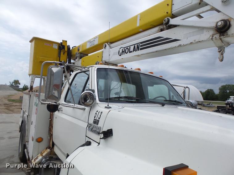 image for item DB5865 1991 Ford F700 bucket truck