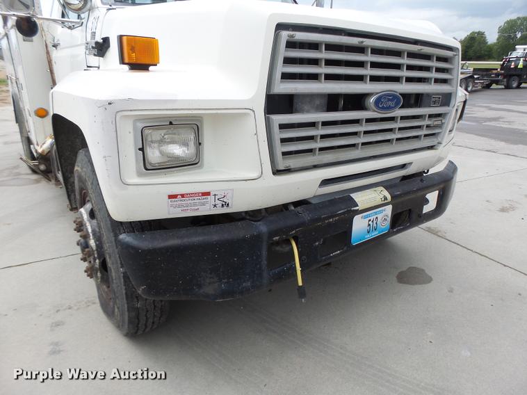 image for item DB5865 1991 Ford F700 bucket truck