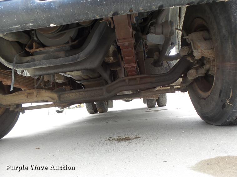 image for item DB5865 1991 Ford F700 bucket truck