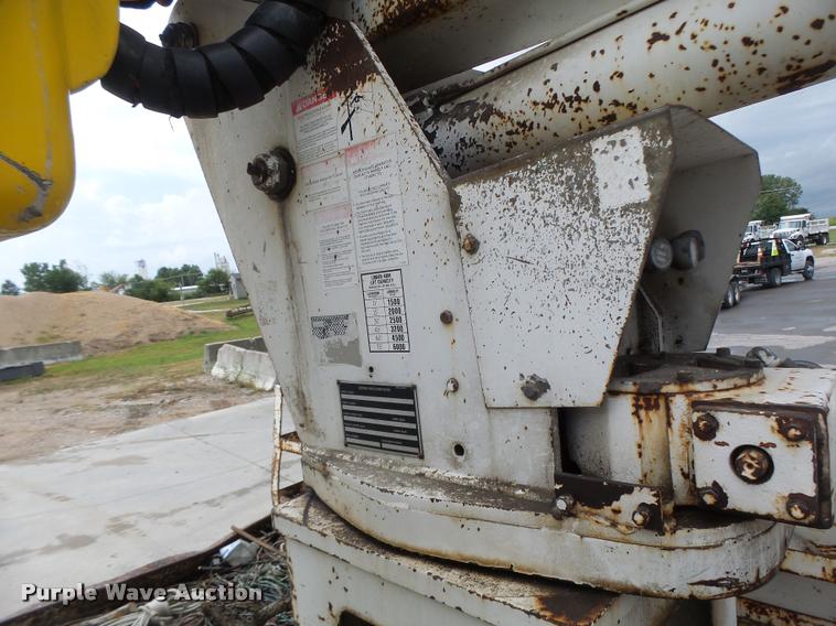 image for item DB5865 1991 Ford F700 bucket truck