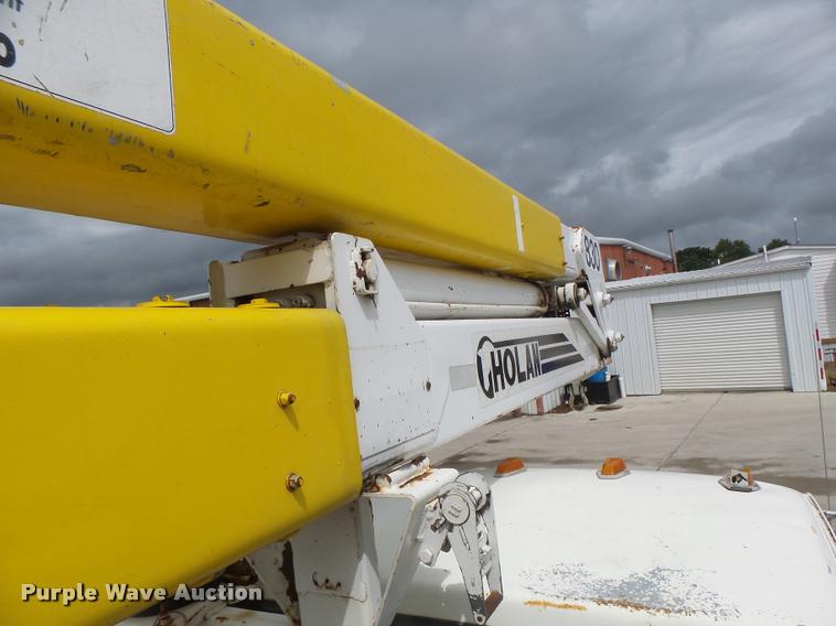 image for item DB5865 1991 Ford F700 bucket truck