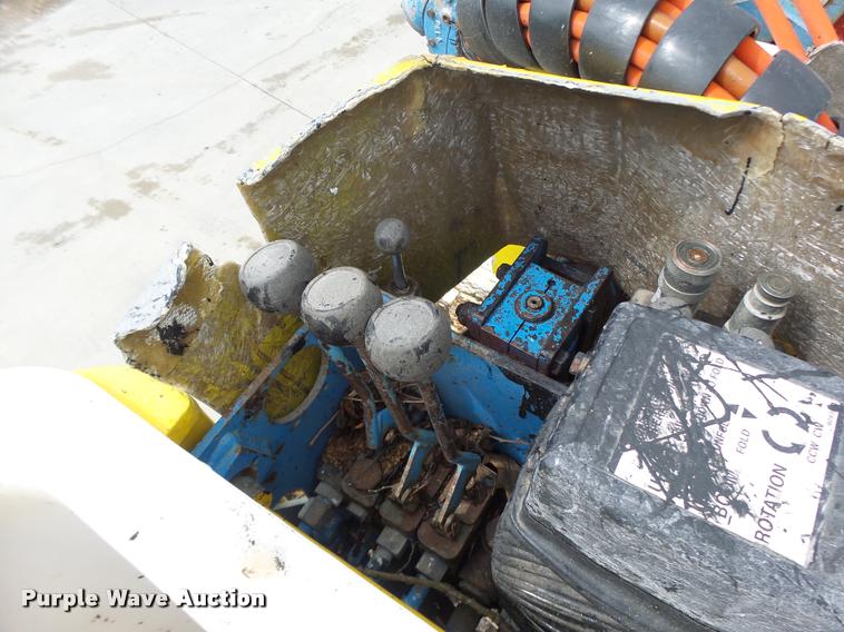 image for item DB5865 1991 Ford F700 bucket truck