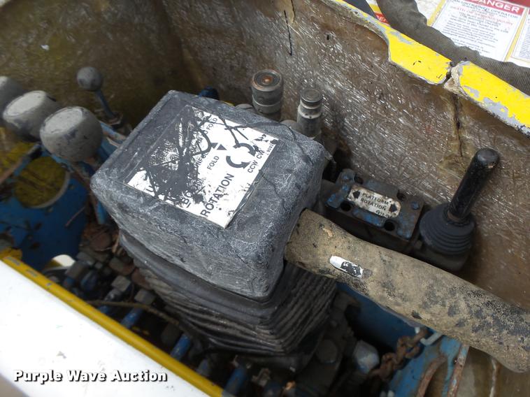 image for item DB5865 1991 Ford F700 bucket truck