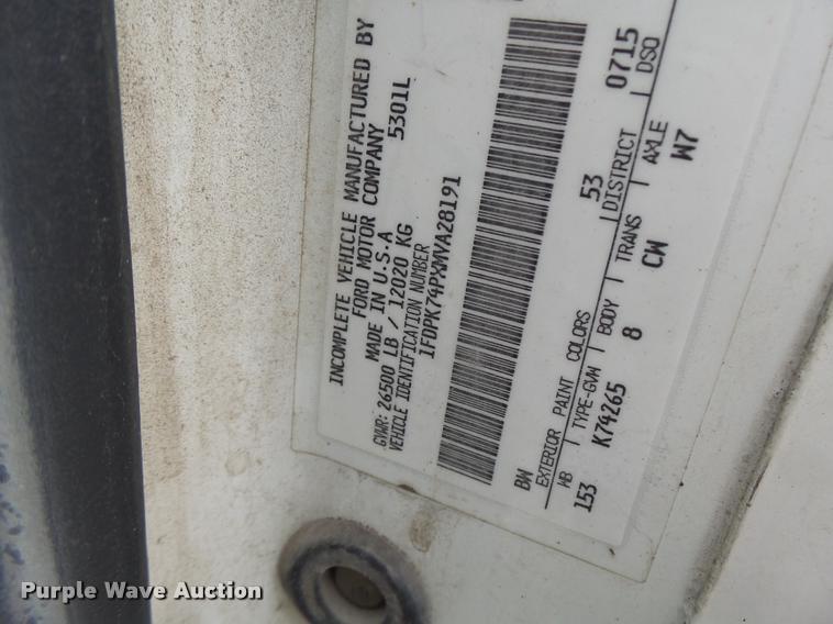 image for item DB5865 1991 Ford F700 bucket truck